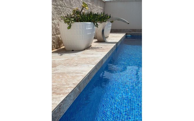 Resale - Villa -
Orihuela Costa - Villamartín-las Filipinas