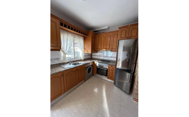 Resale - Dúplex -
Orihuela Costa - Los Almendros-la Florida