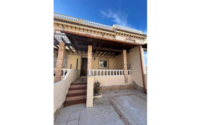 Resale - Dúplex -
Orihuela Costa - Los Almendros-la Florida