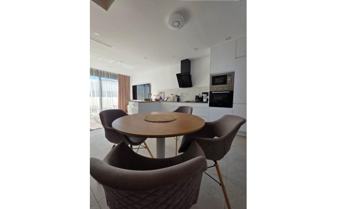 Revente - Villa -
Benijofar