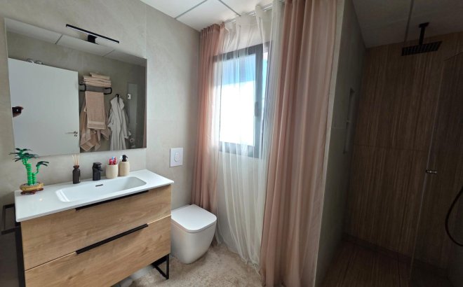 Revente - Villa -
Benijofar