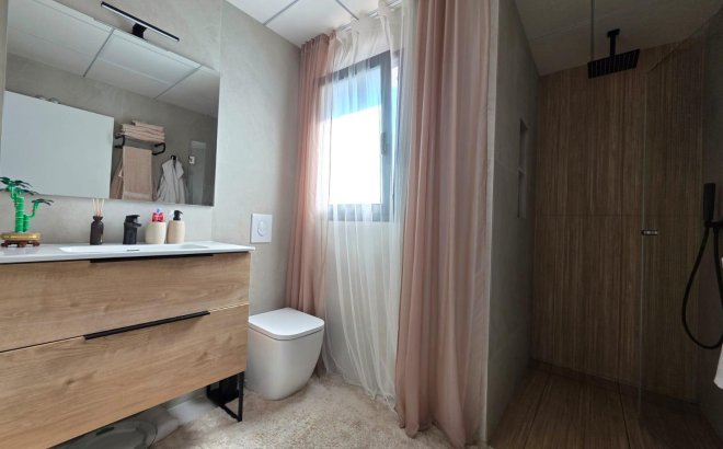 Revente - Villa -
Benijofar