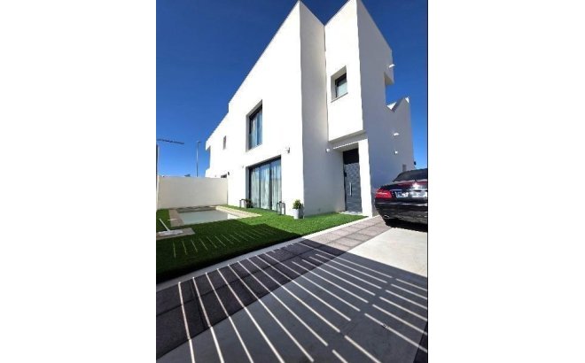 Revente - Villa -
Benijofar