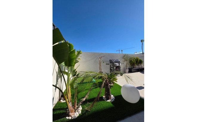 Revente - Villa -
Benijofar