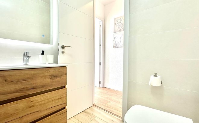 Resale - Town House -
Torrevieja - Estacion De Autobuses