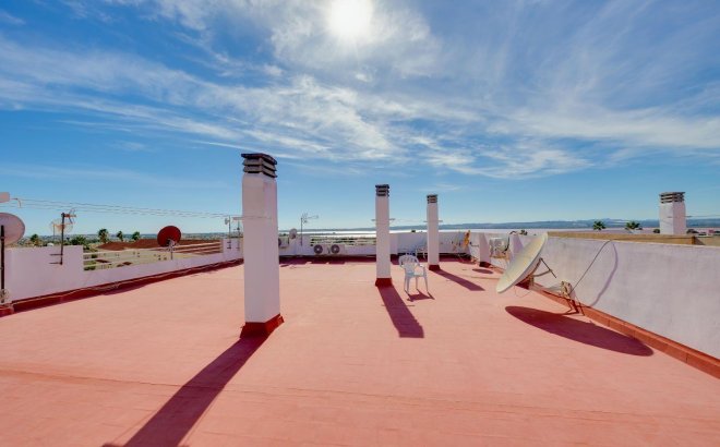 Resale - Apartment -
Torrevieja - La Siesta - El Salado - Torreta
