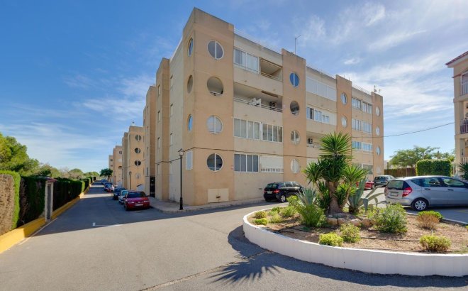 Resale - Apartment -
Torrevieja - La Siesta - El Salado - Torreta
