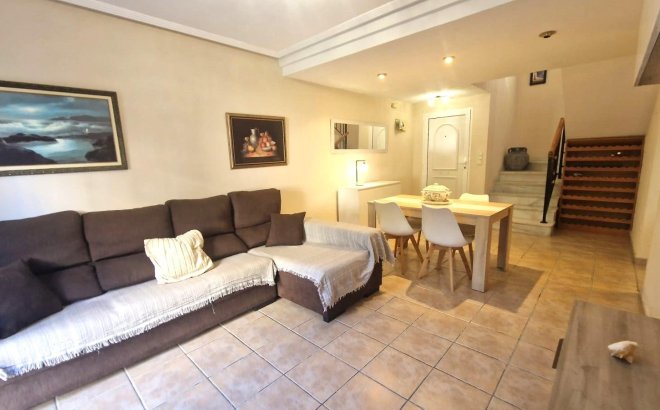 Herverkoop - Town House -
Torrevieja - Torreblanca