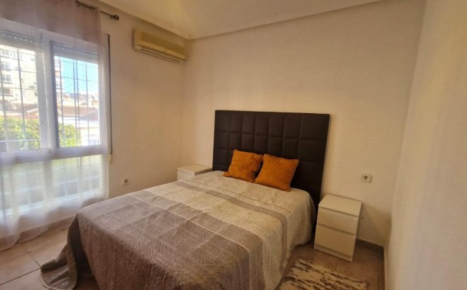 Herverkoop - Town House -
Torrevieja - Torreblanca