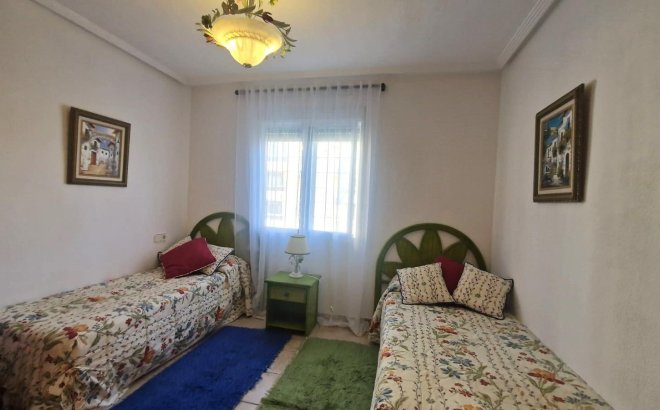 Herverkoop - Town House -
Torrevieja - Torreblanca