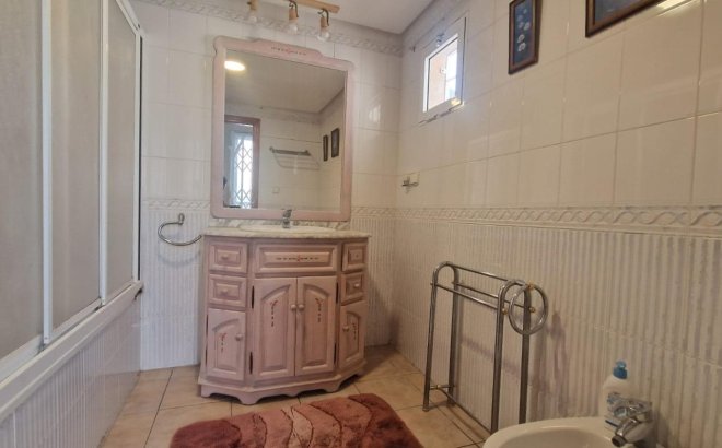 Herverkoop - Town House -
Torrevieja - Torreblanca