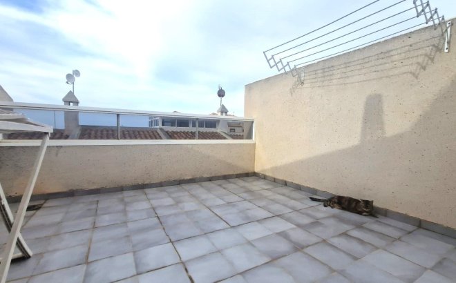 Herverkoop - Town House -
Torrevieja - Torreblanca