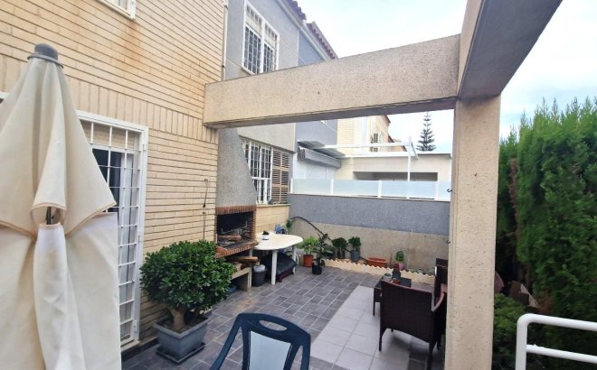 Herverkoop - Town House -
Torrevieja - Torreblanca