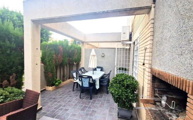 Herverkoop - Town House -
Torrevieja - Torreblanca