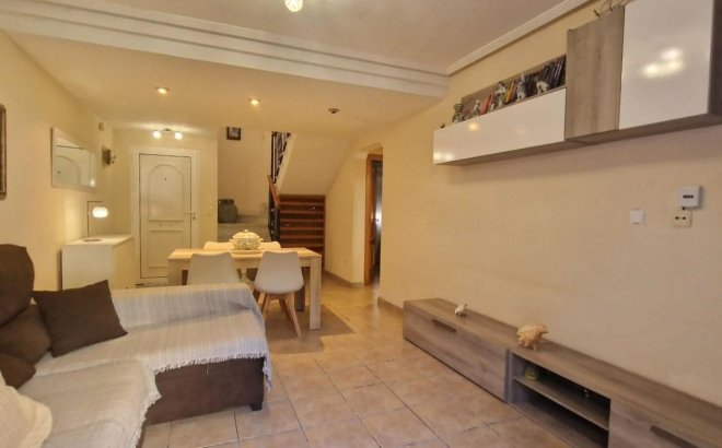 Herverkoop - Town House -
Torrevieja - Torreblanca