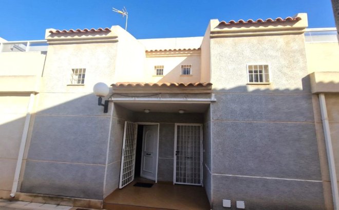 Herverkoop - Town House -
Torrevieja - Torreblanca