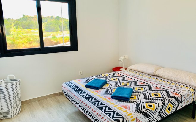 Revente - Appartement -
San Miguel de Salinas - Inland