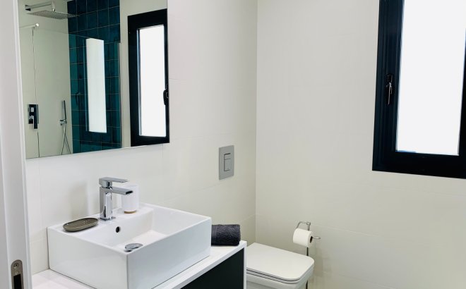 Revente - Appartement -
San Miguel de Salinas - Inland