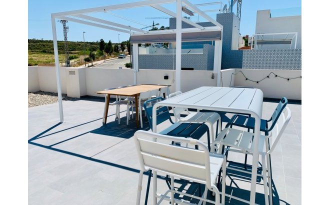 Revente - Appartement -
San Miguel de Salinas - Inland