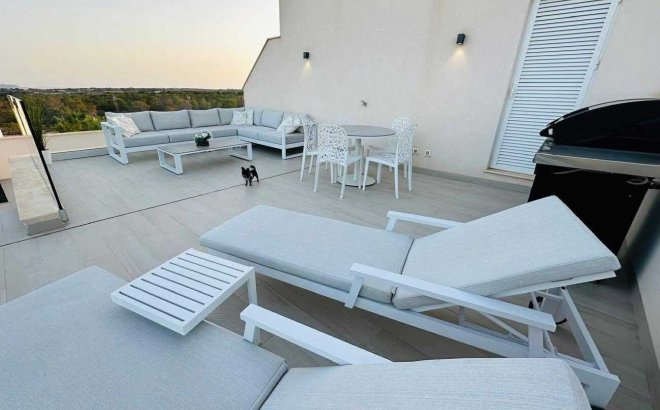 Resale - Penthouse -
Las Colinas Golf - Costa Blanca