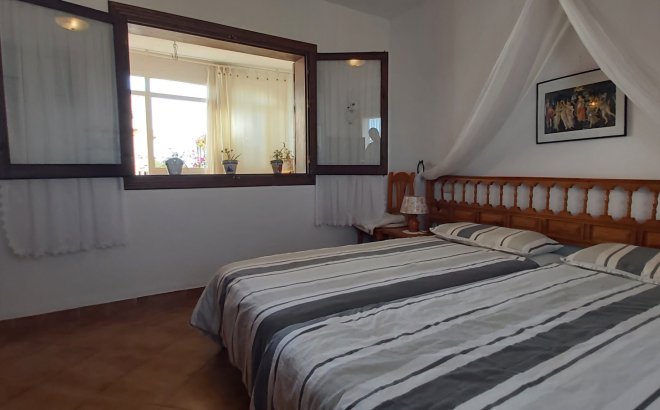 Resale - Apartment -
Cabo Roig - Costa Blanca