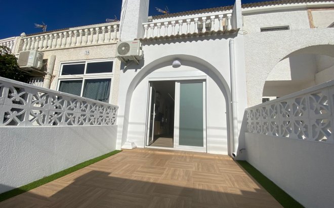 Revente - Town House -
Torrevieja - Costa Blanca