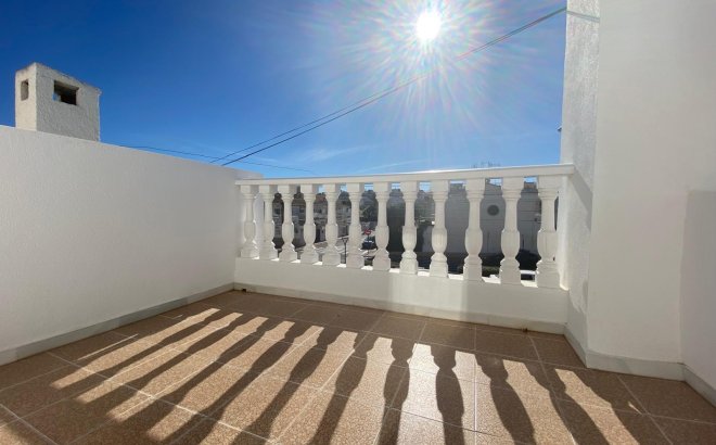 Revente - Town House -
Torrevieja - Costa Blanca