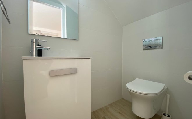 Revente - Town House -
Torrevieja - Costa Blanca