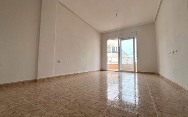 Herverkoop - Appartement -
Torrevieja