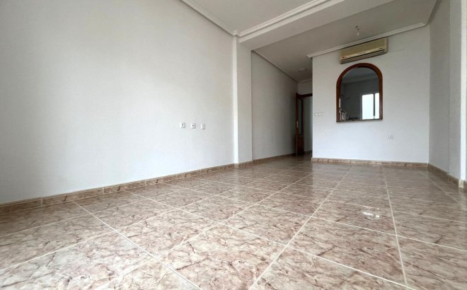Herverkoop - Appartement -
Torrevieja