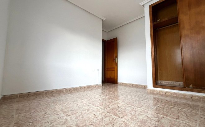 Herverkoop - Appartement -
Torrevieja