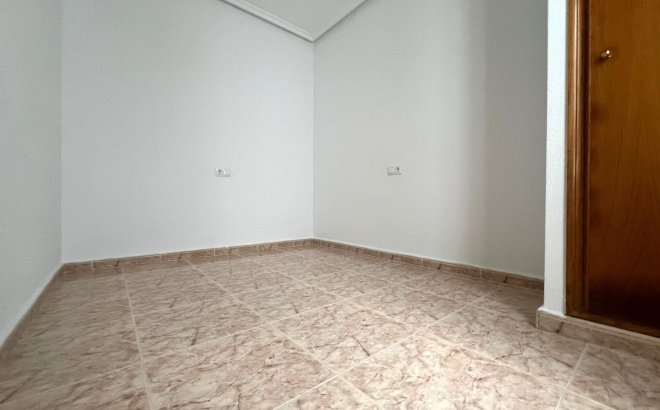 Herverkoop - Appartement -
Torrevieja