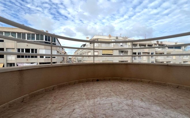 Herverkoop - Appartement -
Torrevieja