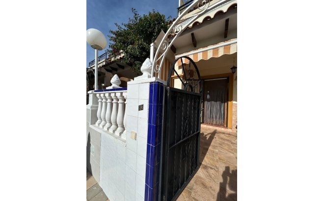 Revente - Dúplex -
Orihuela Costa - Punta Prima