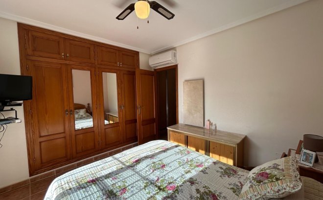 Revente - Dúplex -
Orihuela Costa - Punta Prima