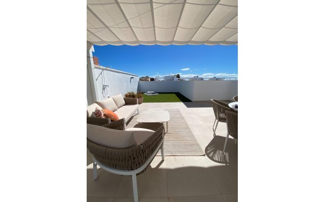 New Build - Top Floor Bungalow -
Pilar de la Horadada - pueblo