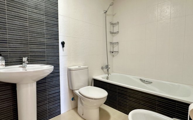 Resale - Apartment -
San Miguel de Salinas - Inland