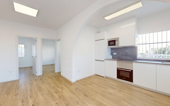 Resale - Bungalow -
Villamartin - Costa Blanca