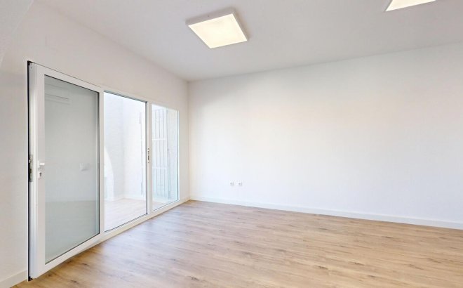 Resale - Bungalow -
Villamartin - Costa Blanca