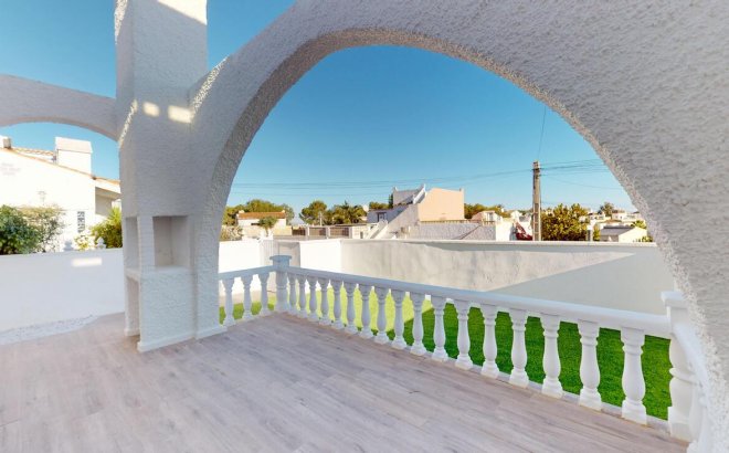 Resale - Bungalow -
Villamartin - Costa Blanca