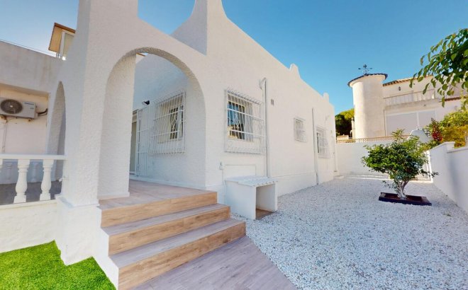 Resale - Bungalow -
Villamartin - Costa Blanca
