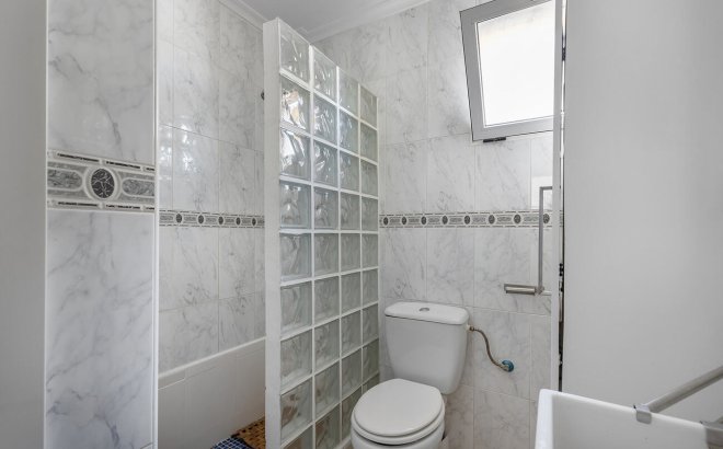 Resale - Bungalow -
Orihuela Costa