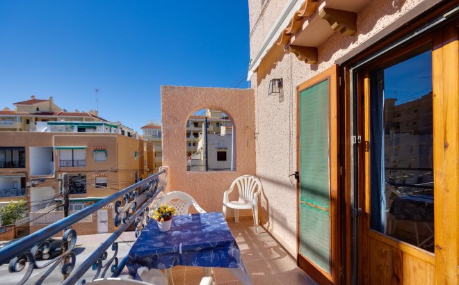 Resale - Bungalow -
Torrevieja - La Mata