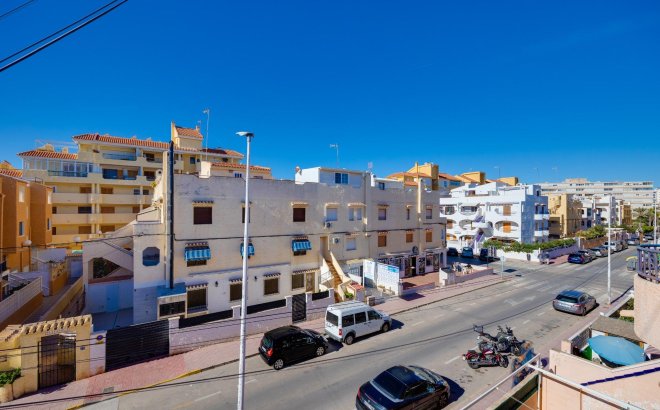 Resale - Bungalow -
Torrevieja - La Mata
