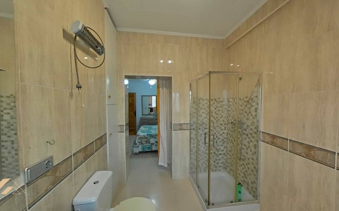 Resale - Villa -
Torrevieja - San Luis