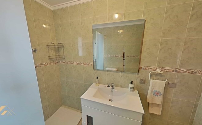 Resale - Villa -
Torrevieja - San Luis