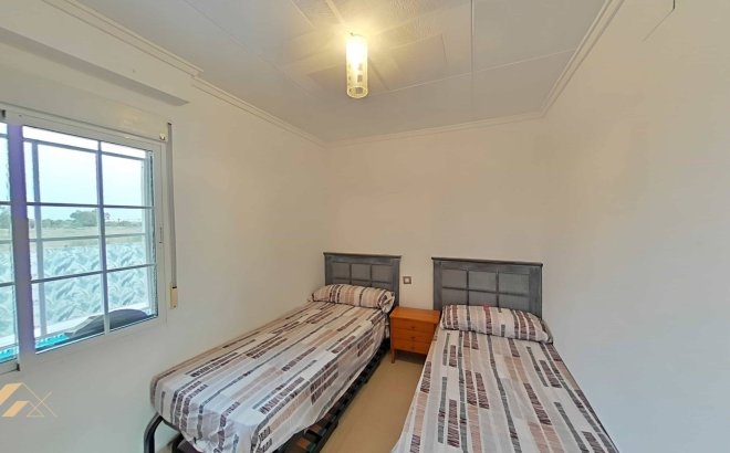 Resale - Villa -
Torrevieja - San Luis