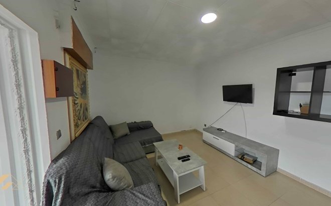 Resale - Villa -
Torrevieja - San Luis