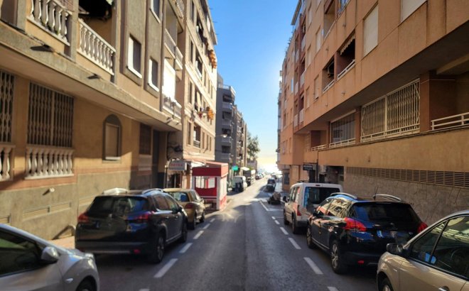 Resale - Penthouse -
Torrevieja - Playa de los Locos