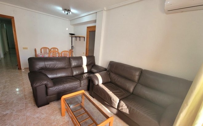 Resale - Penthouse -
Torrevieja - Playa de los Locos